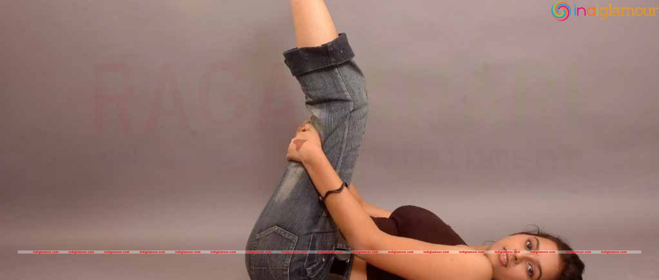 Sri Divya Actress hd photo