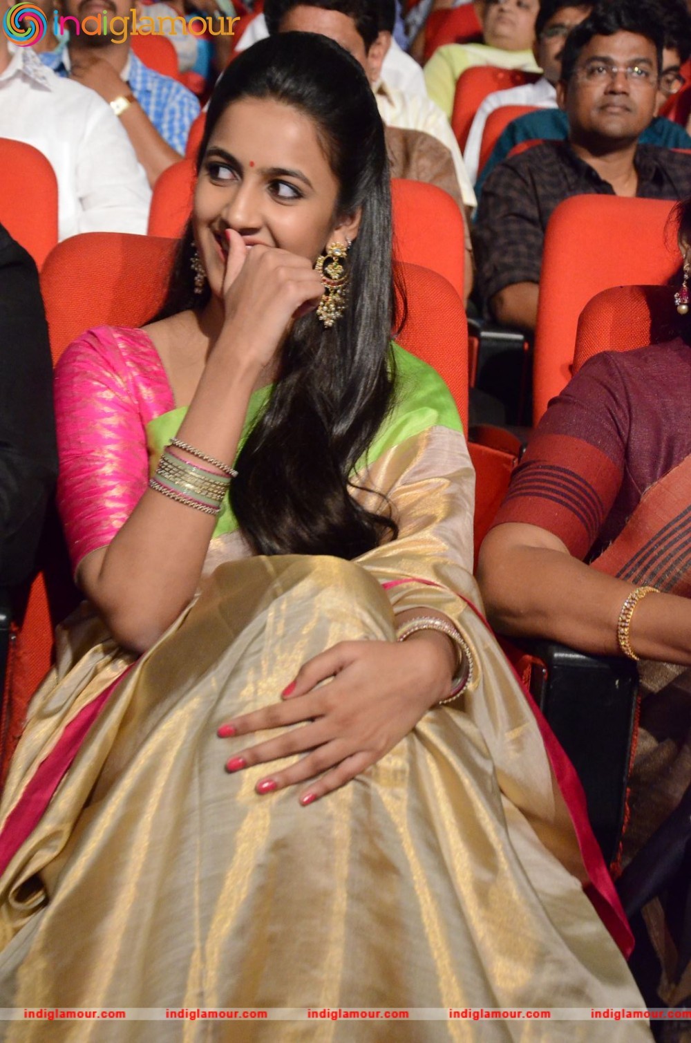 Niharika Konidela Actress hd photo