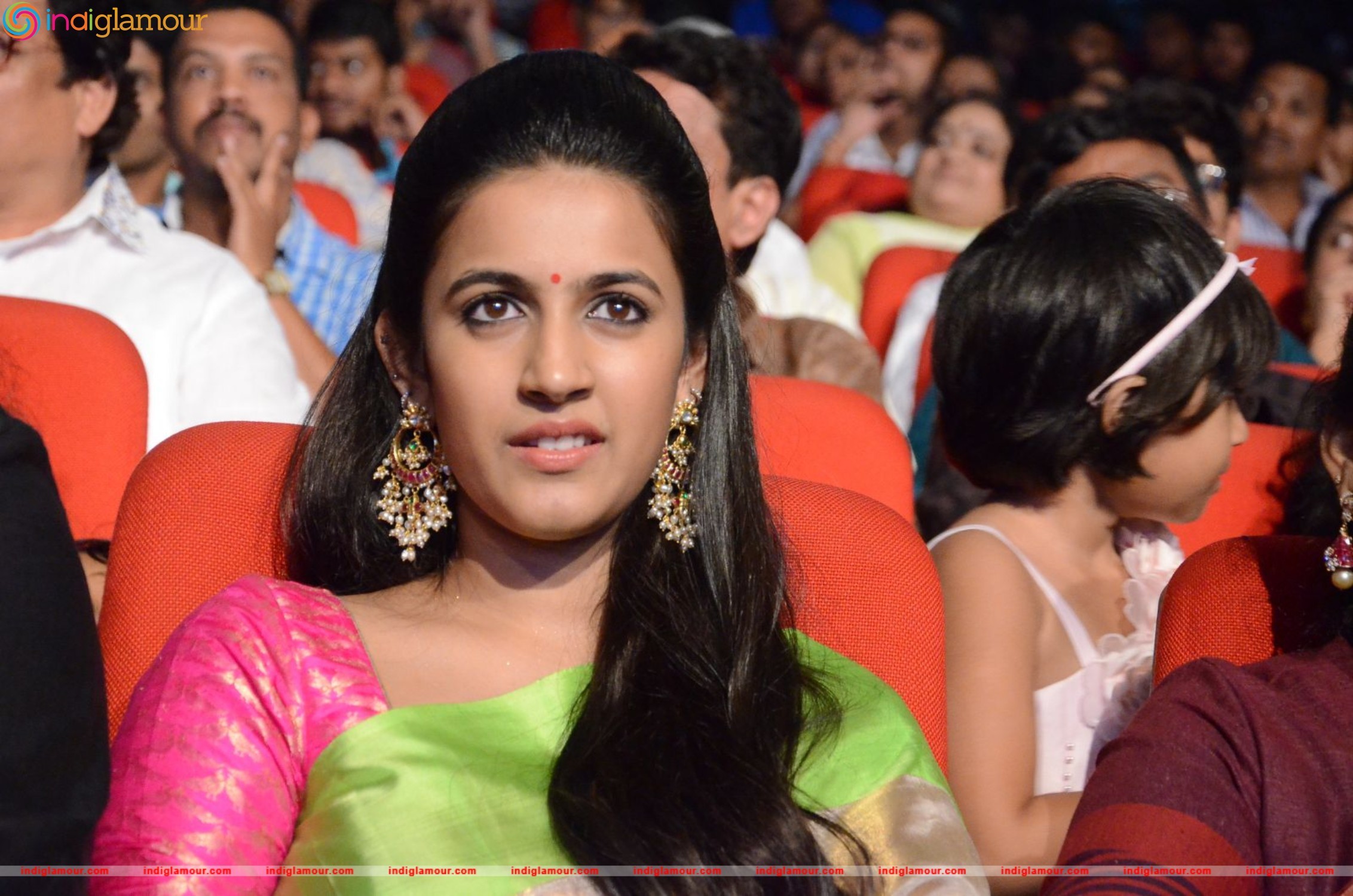 Niharika Konidela Actress hd photo