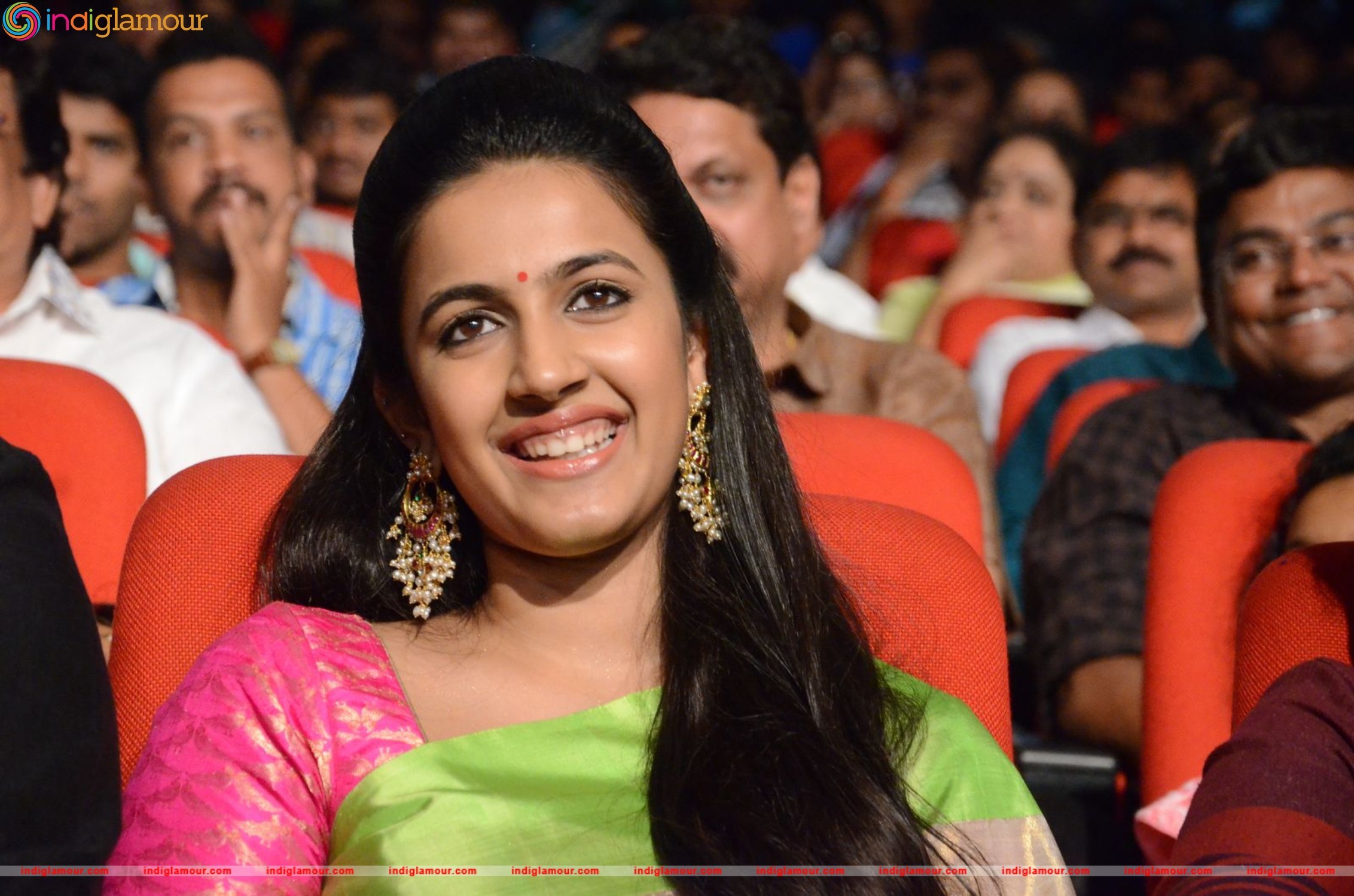 Niharika Konidela Actress hd photo