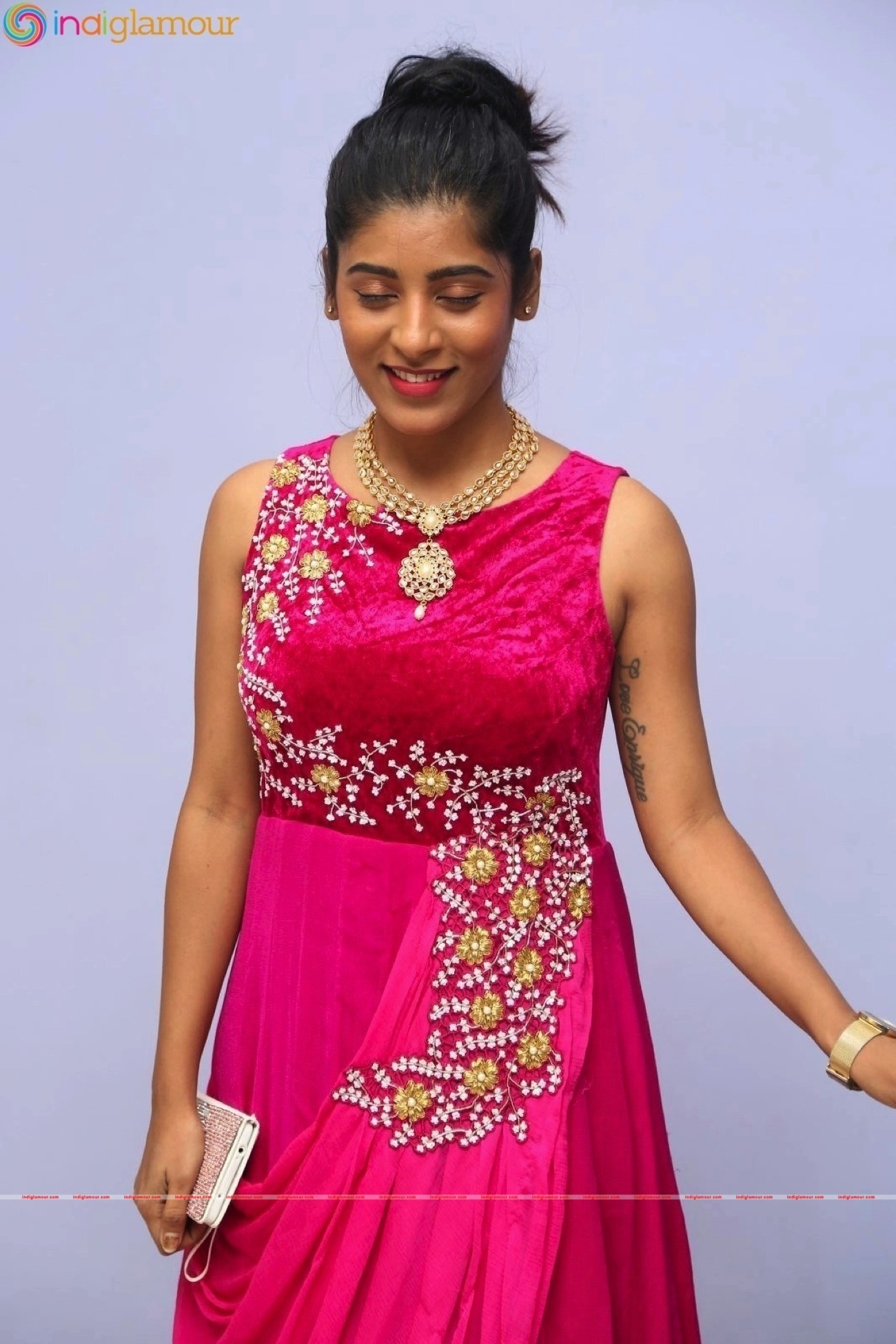 Gayathri Actress hd photo