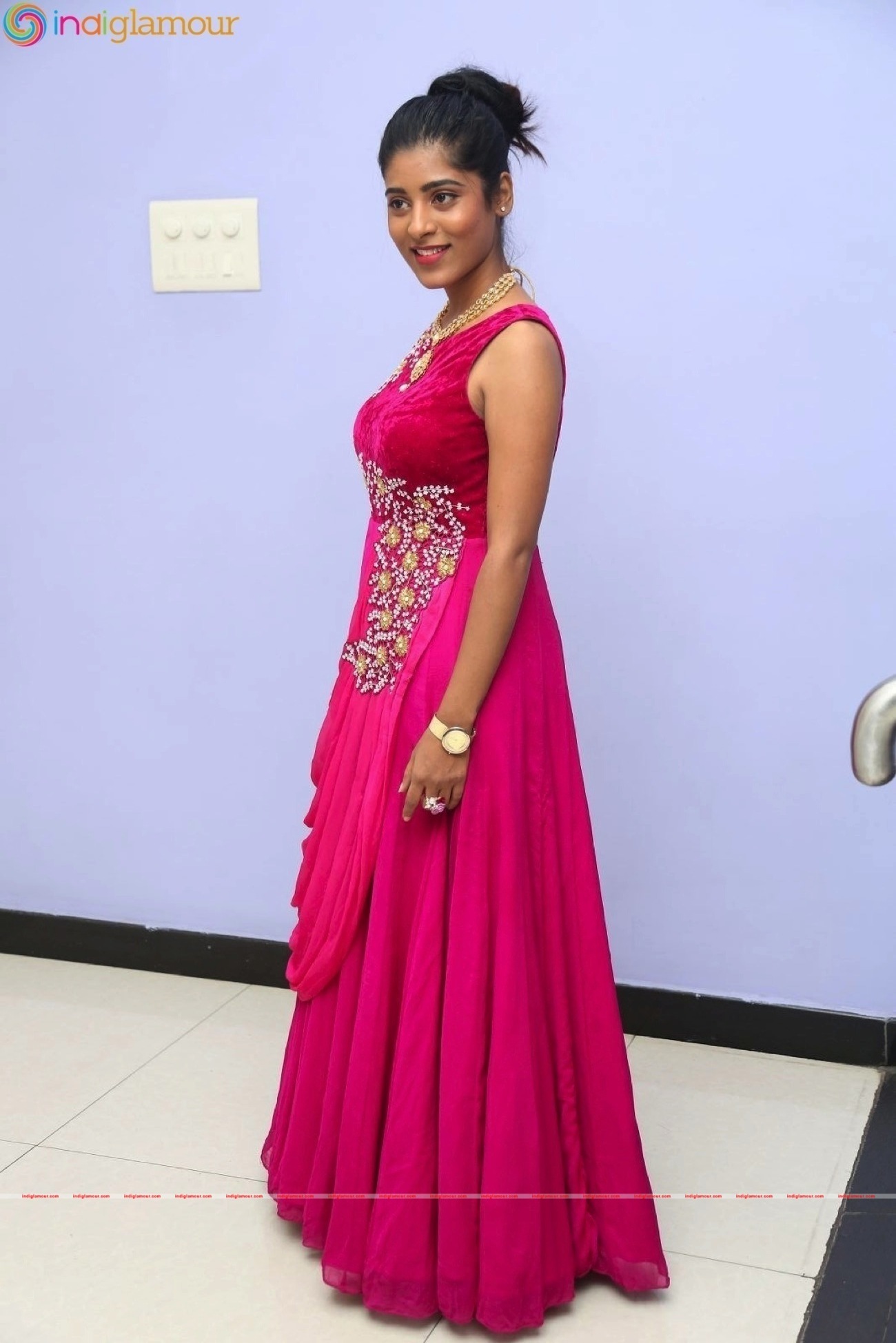 Gayathri Actress hd photo