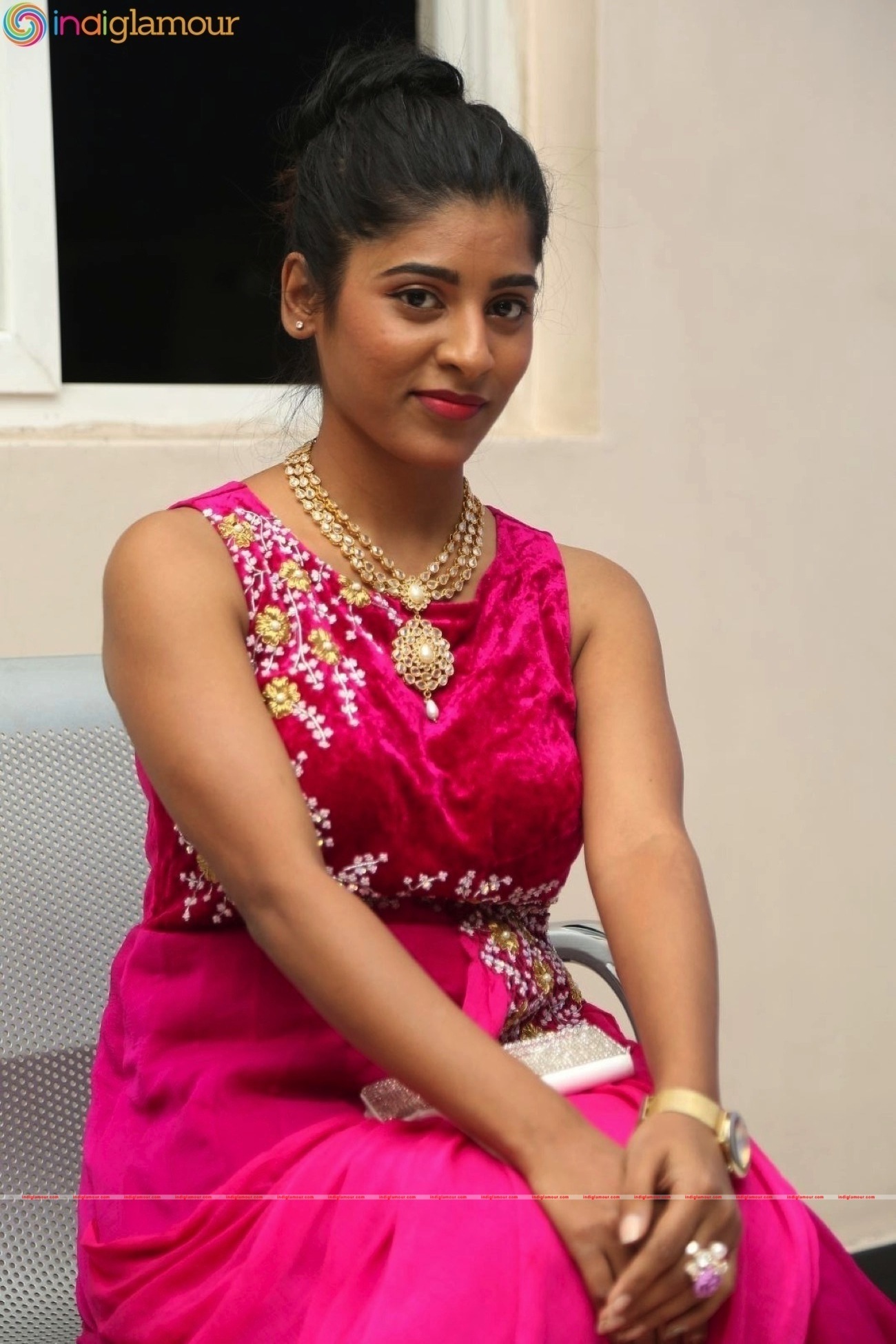Gayathri Actress hd photo