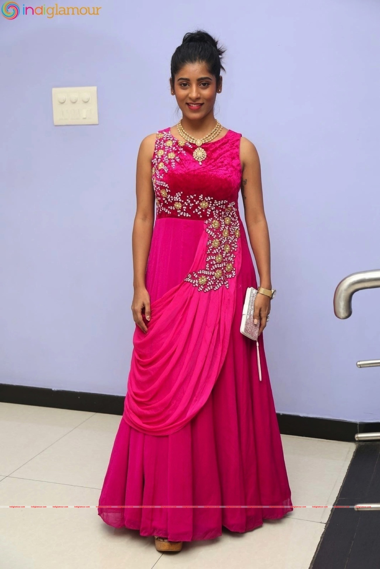 Gayathri Actress hd photo