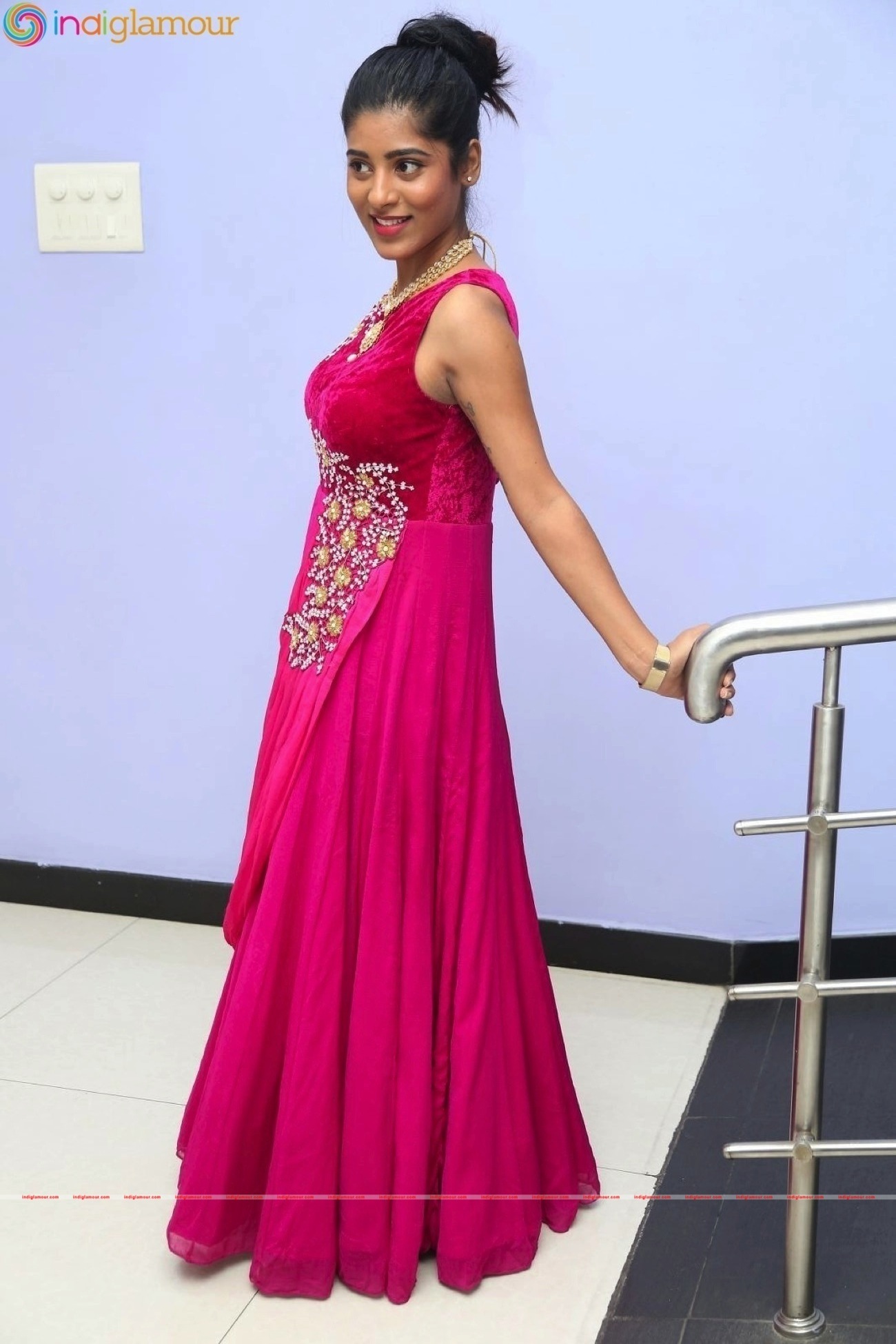 Gayathri Actress hd photo