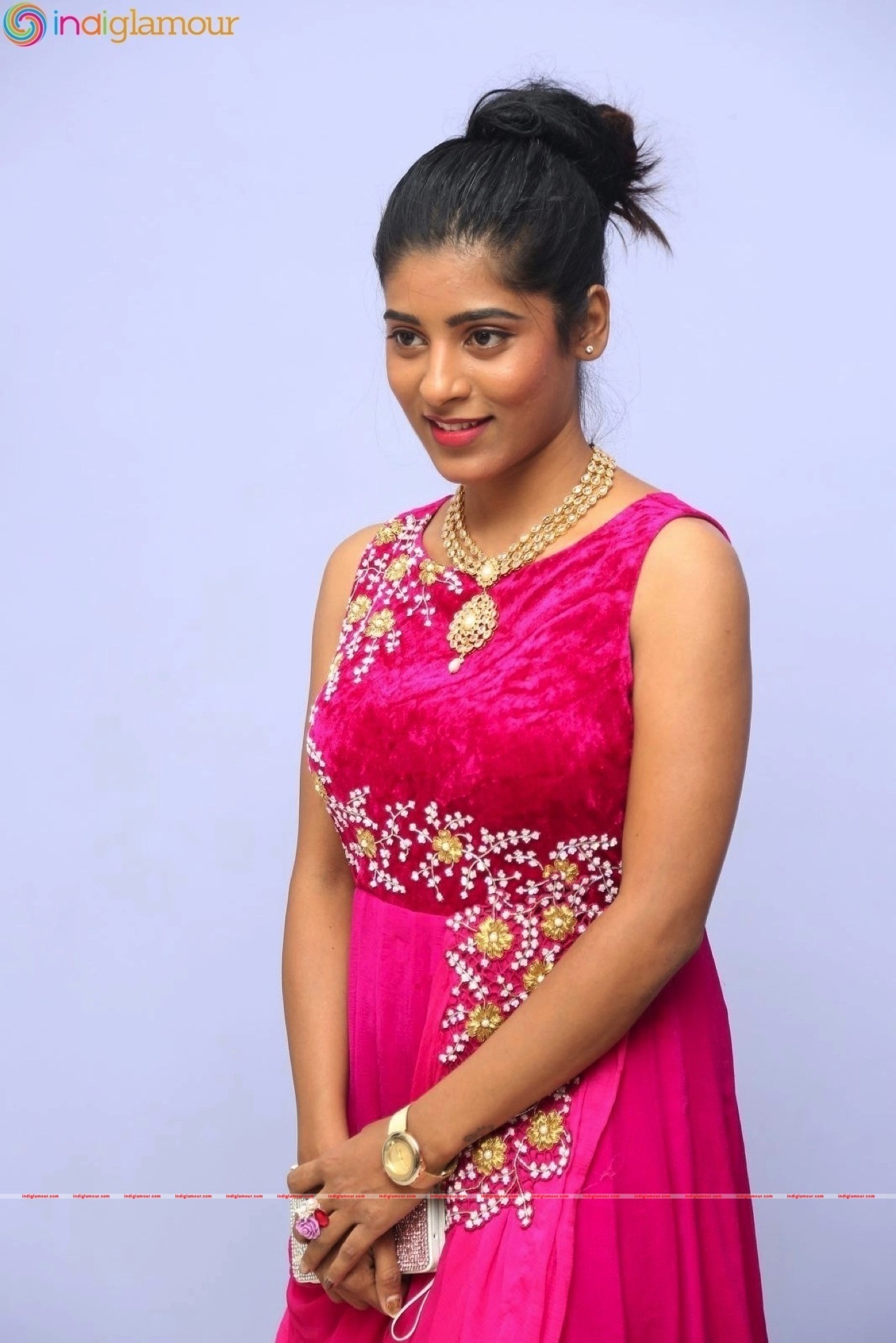 Gayathri Actress hd photo