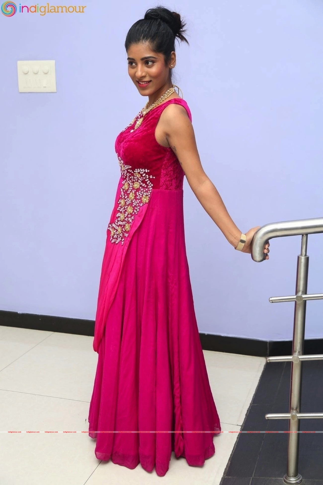 Gayathri Actress hd photo