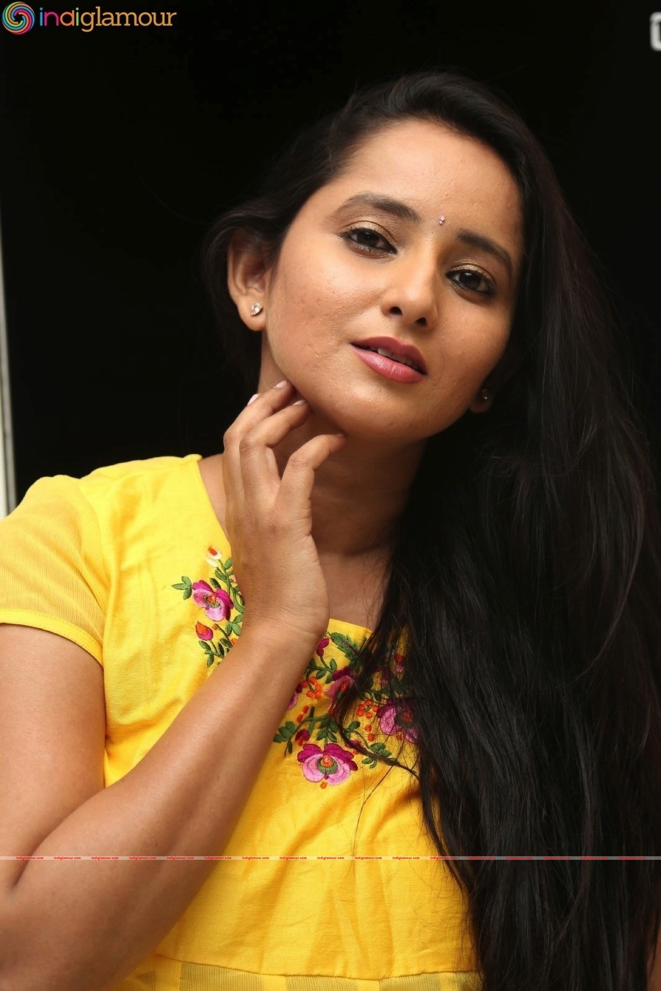 Ishika Singh Actress hd photo