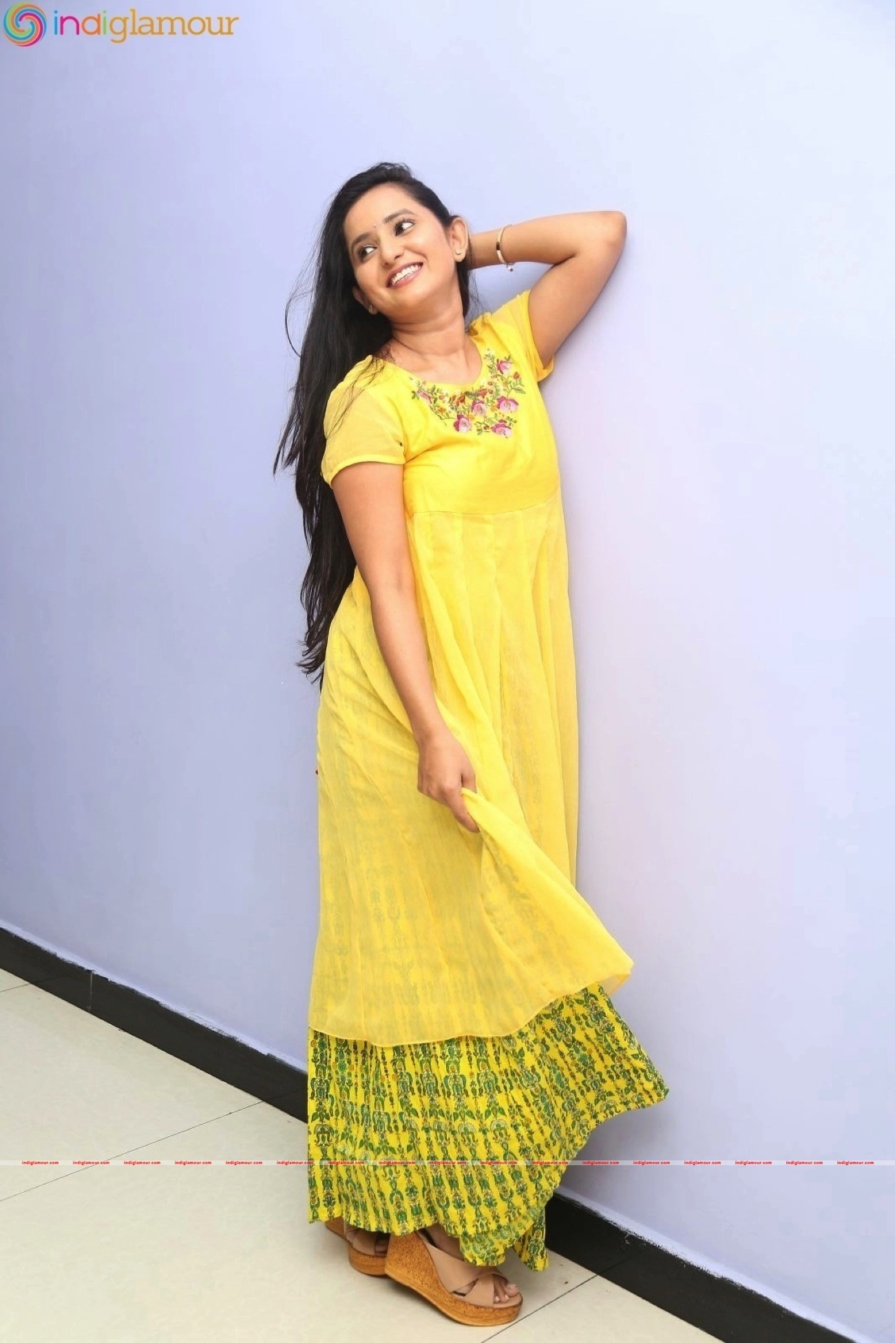 Ishika Singh Actress hd photo