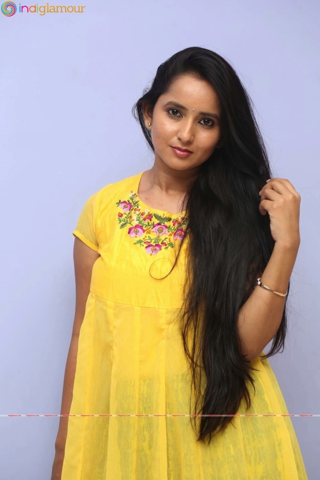 Ishika Singh Actress hd photo