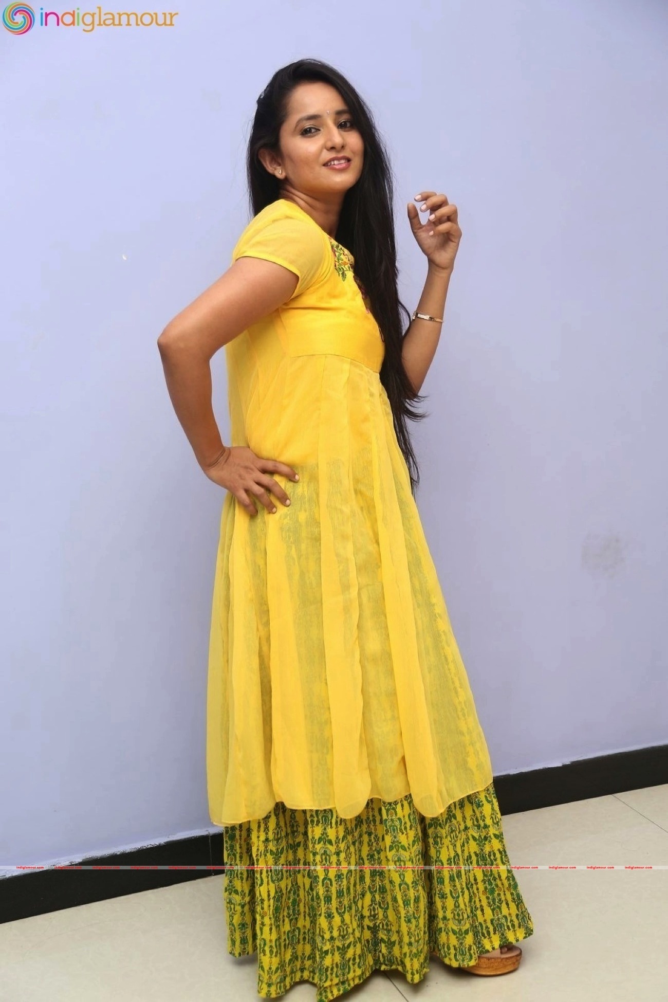Ishika Singh Actress hd photo