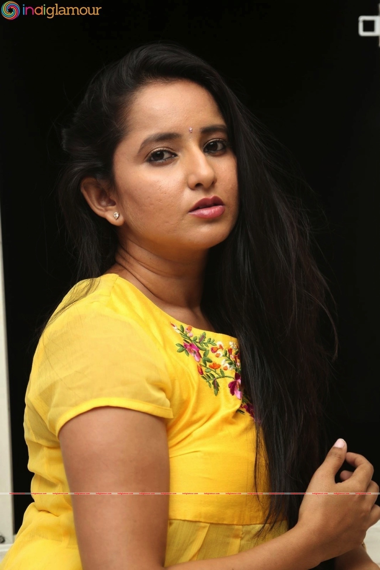 Ishika Singh Actress hd photo