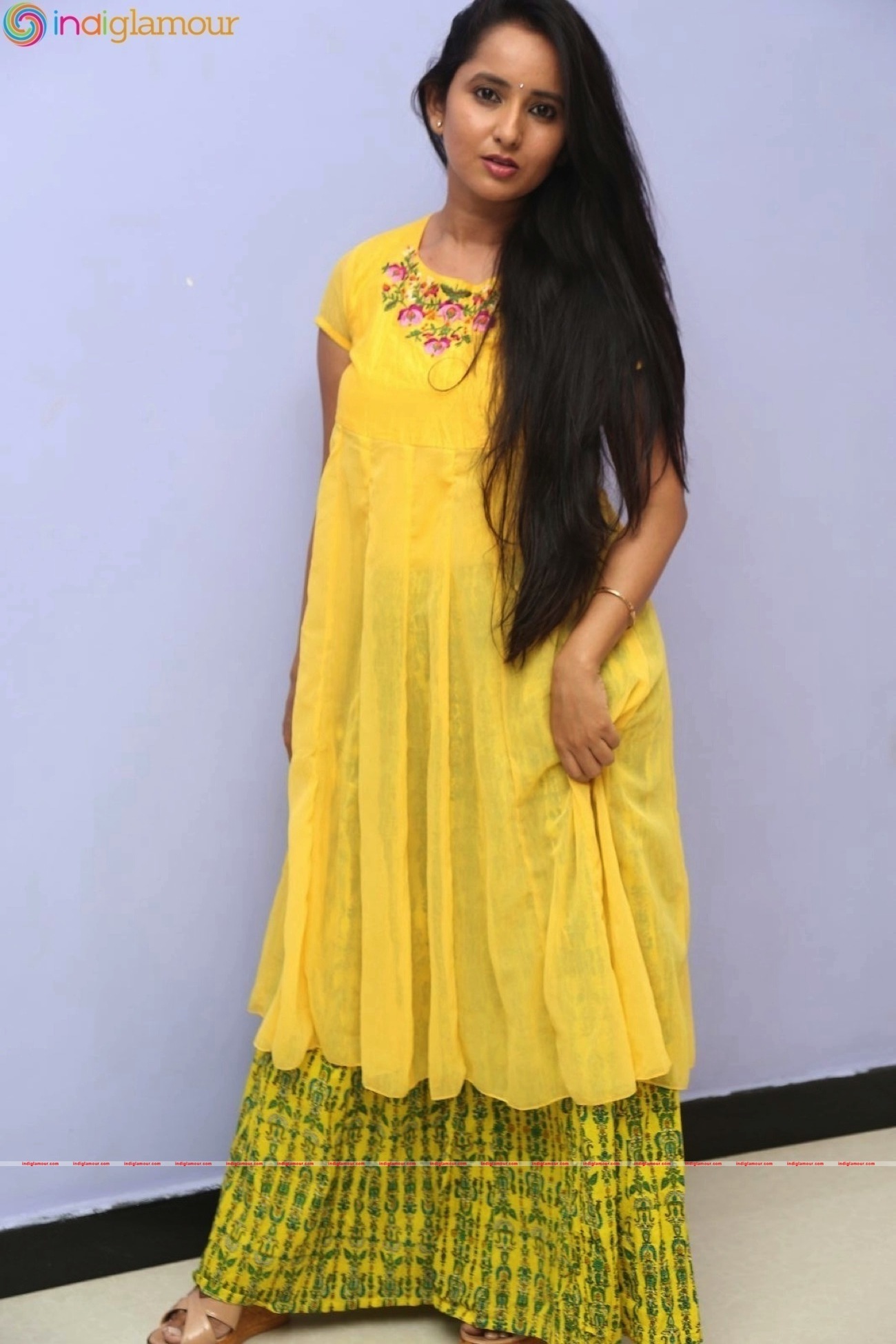 Ishika Singh Actress hd photo