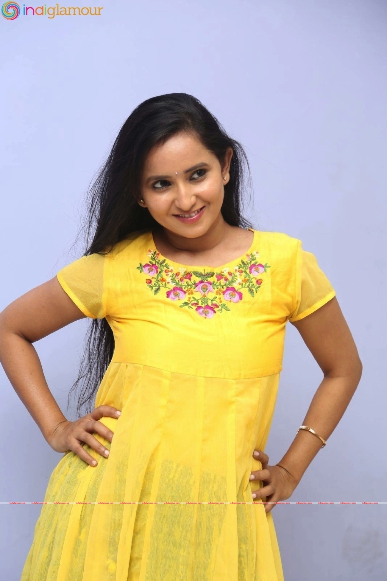 Ishika Singh Actress hd photo