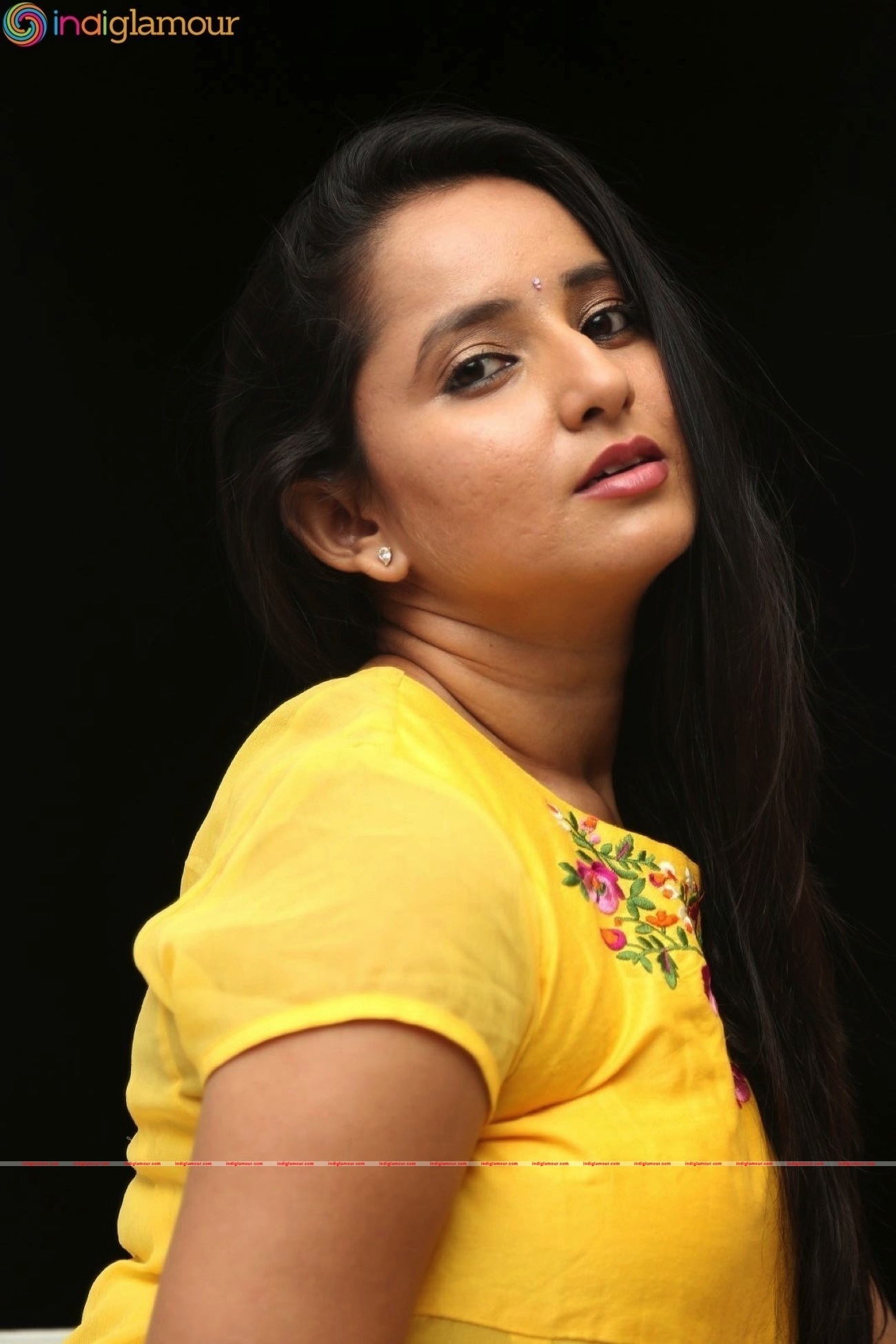 Ishika Singh Actress hd photo