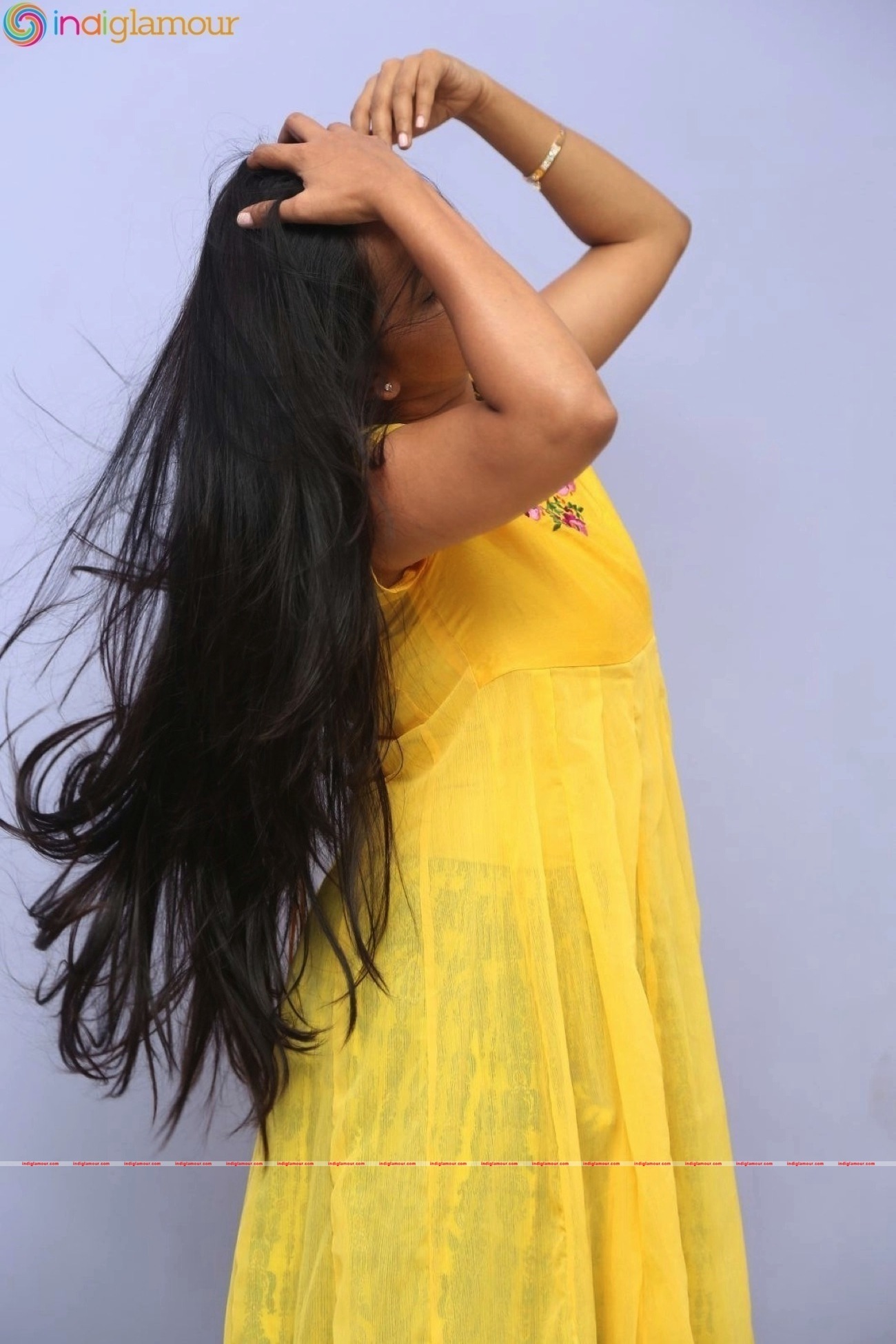 Ishika Singh Actress hd photo