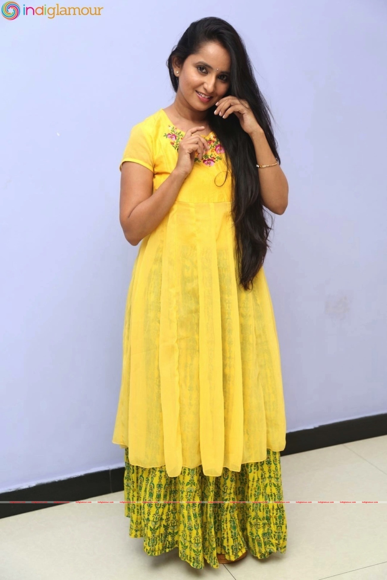 Ishika Singh Actress hd photo
