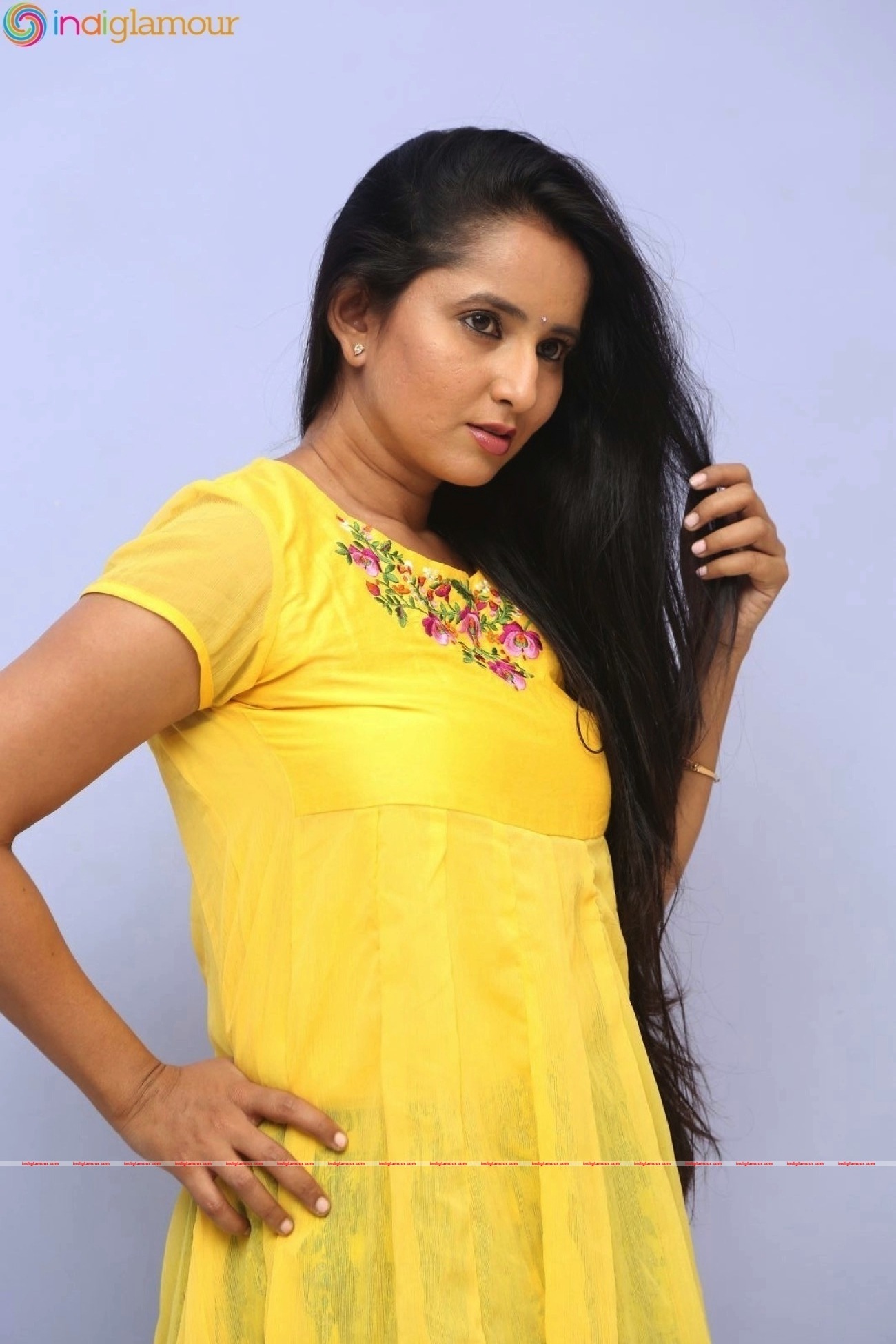 Ishika Singh Actress hd photo