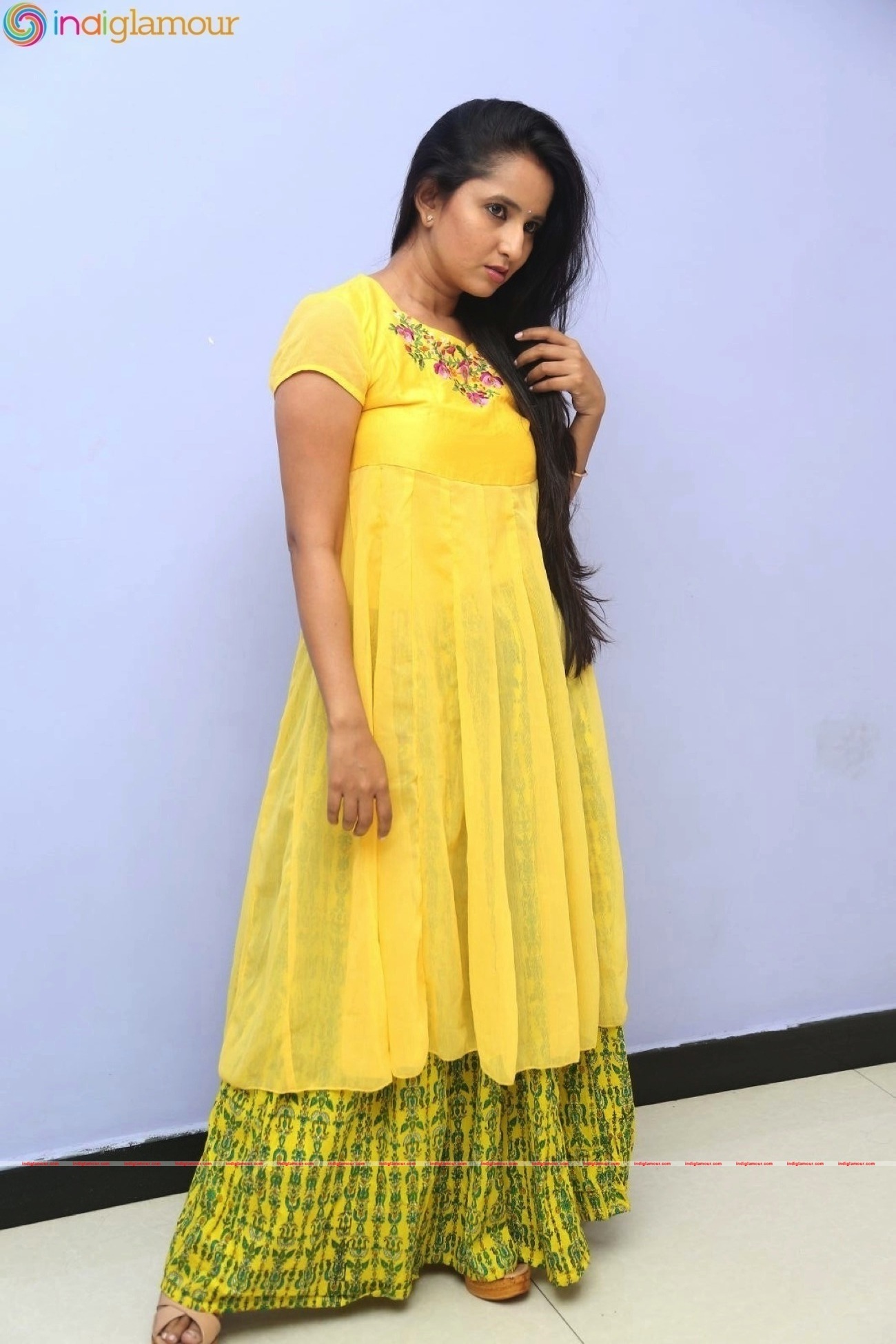 Ishika Singh Actress hd photo