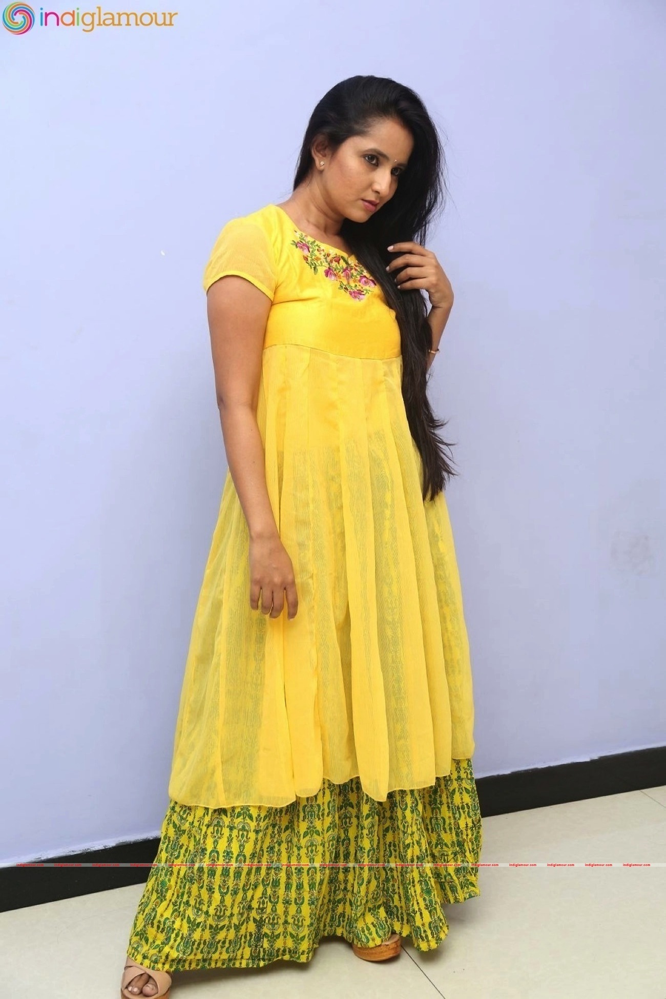 Ishika Singh Actress hd photo