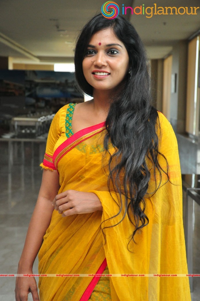 Usha Jadhav Actress hd photo