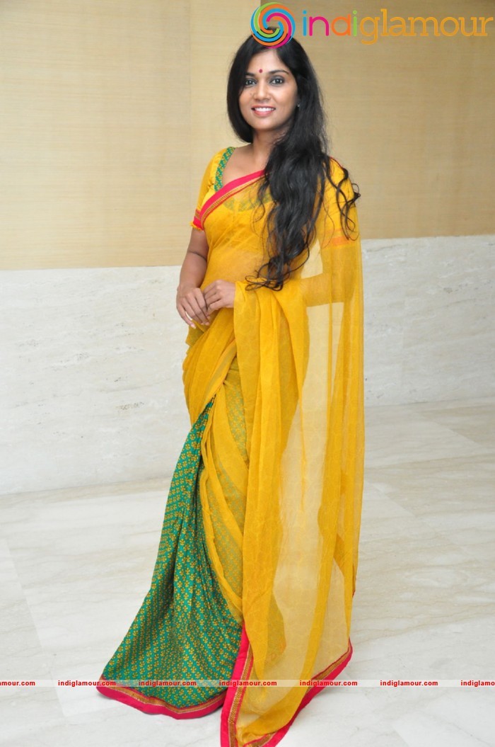 Usha Jadhav Actress hd photo