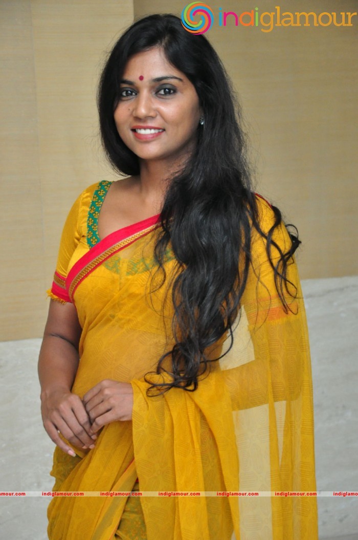 Usha Jadhav Actress hd photo