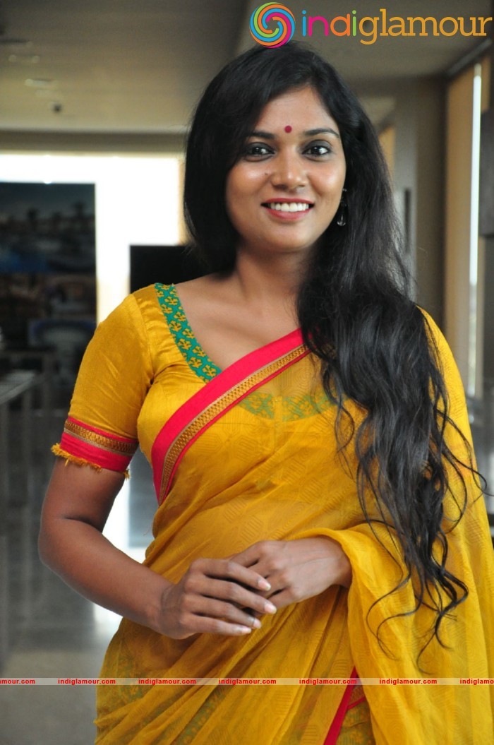 Usha Jadhav Actress hd photo