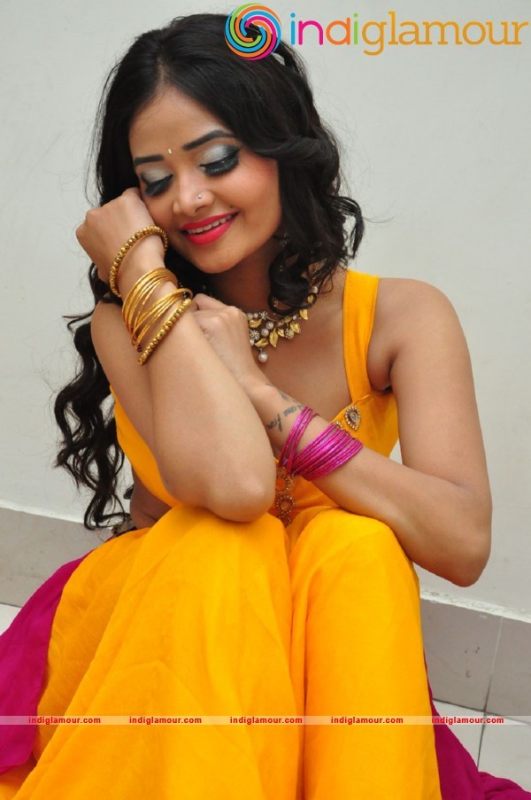 Shreya Vyaas Actress hd photo
