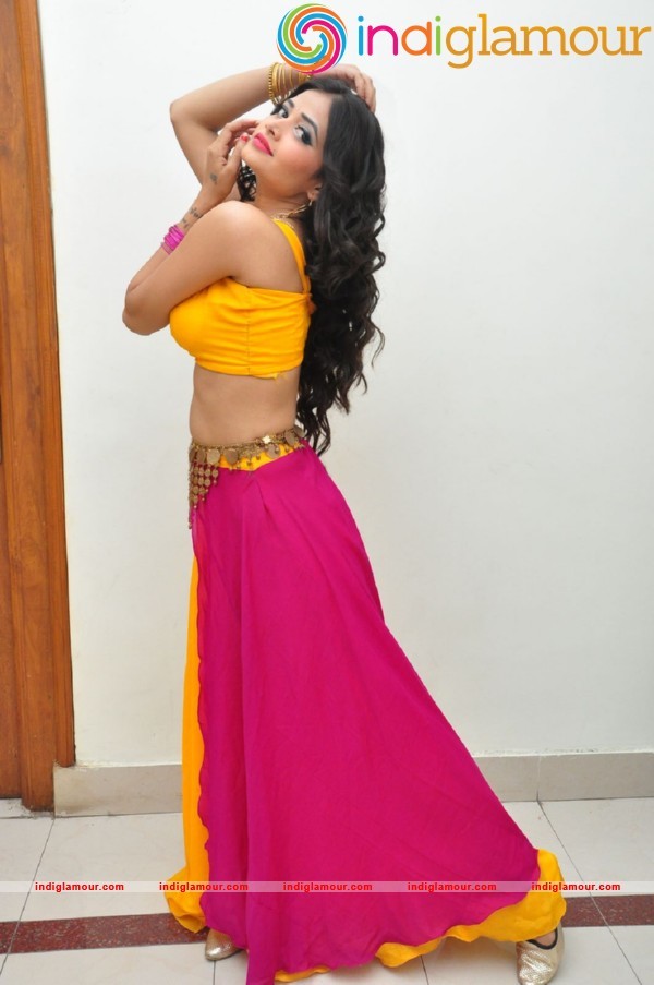 Shreya Vyaas Actress hd photo