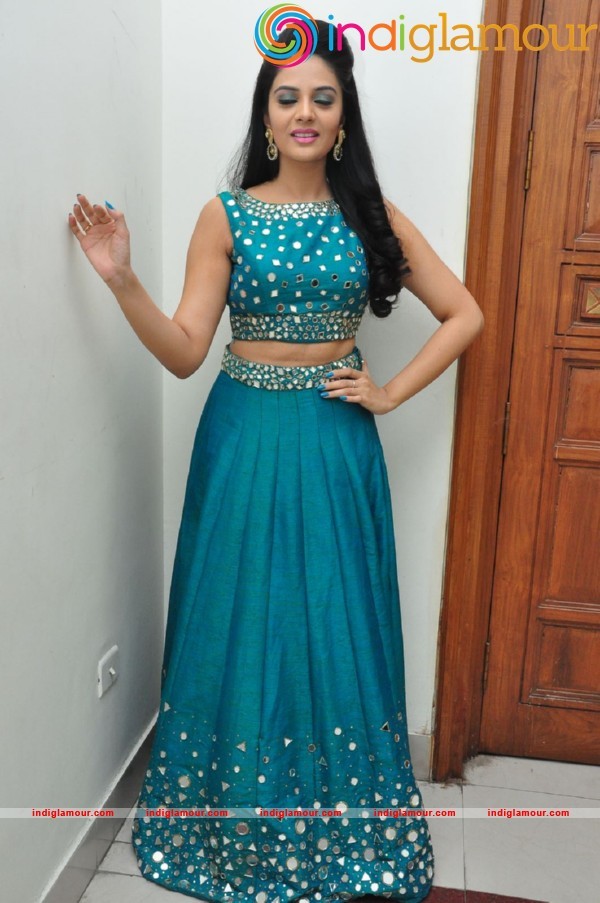 Sree Mukhi Actress hd photo