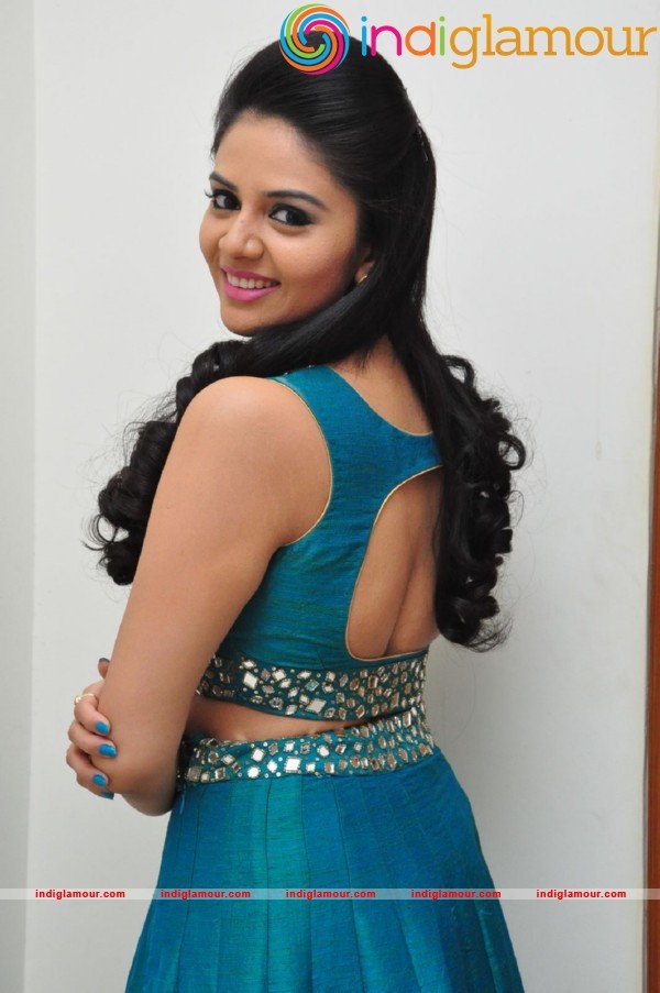 Sree Mukhi Actress hd photo
