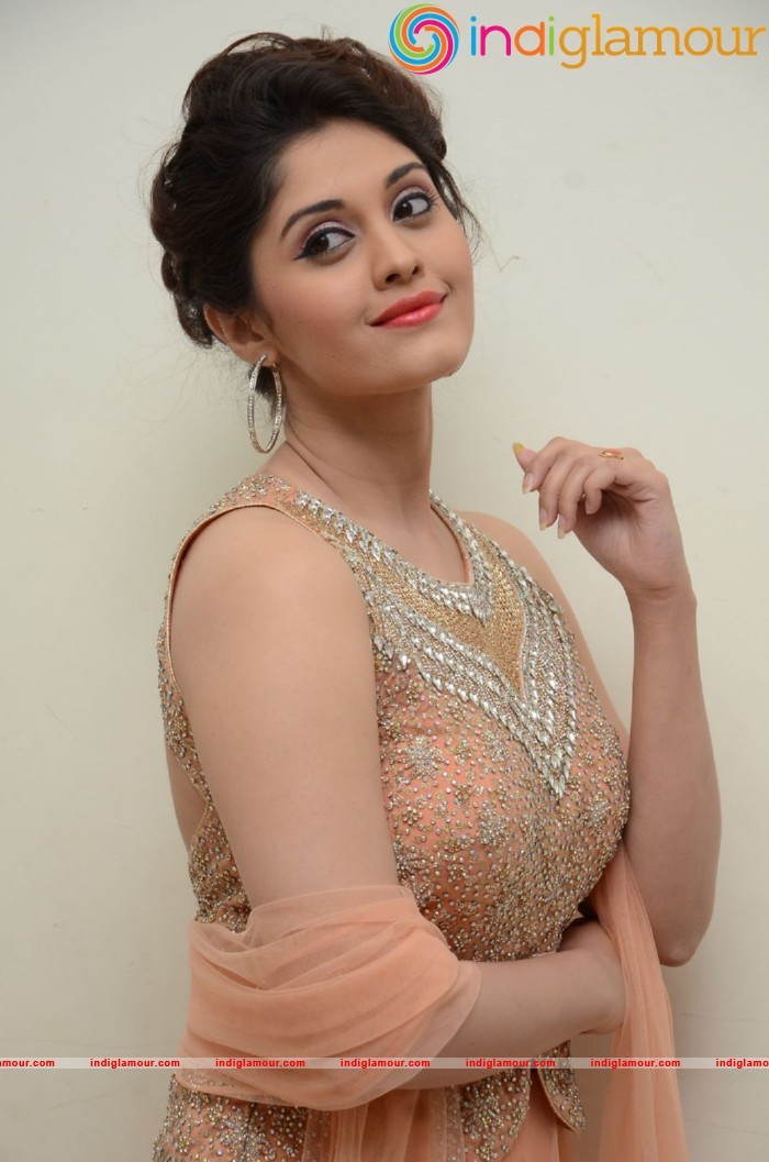 Surabhi Actress hd photo