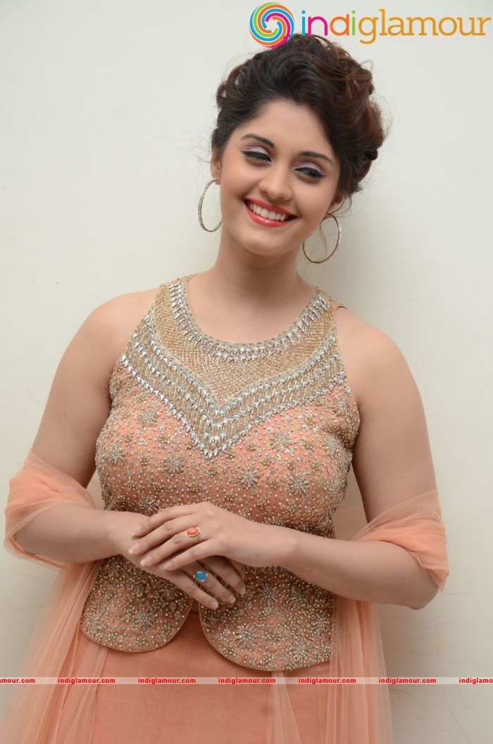 Surabhi Actress hd photo