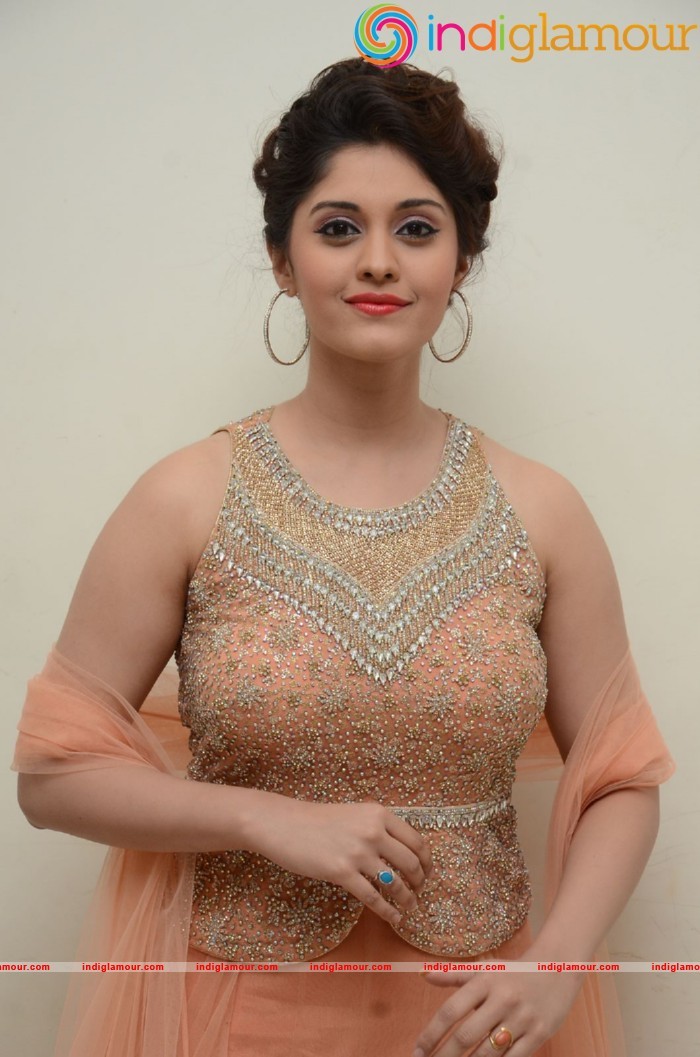 Surabhi Actress hd photo