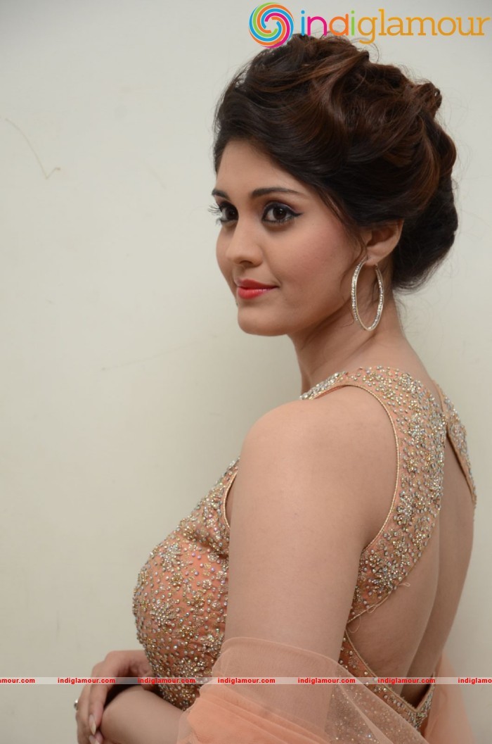 Surabhi Actress hd photo