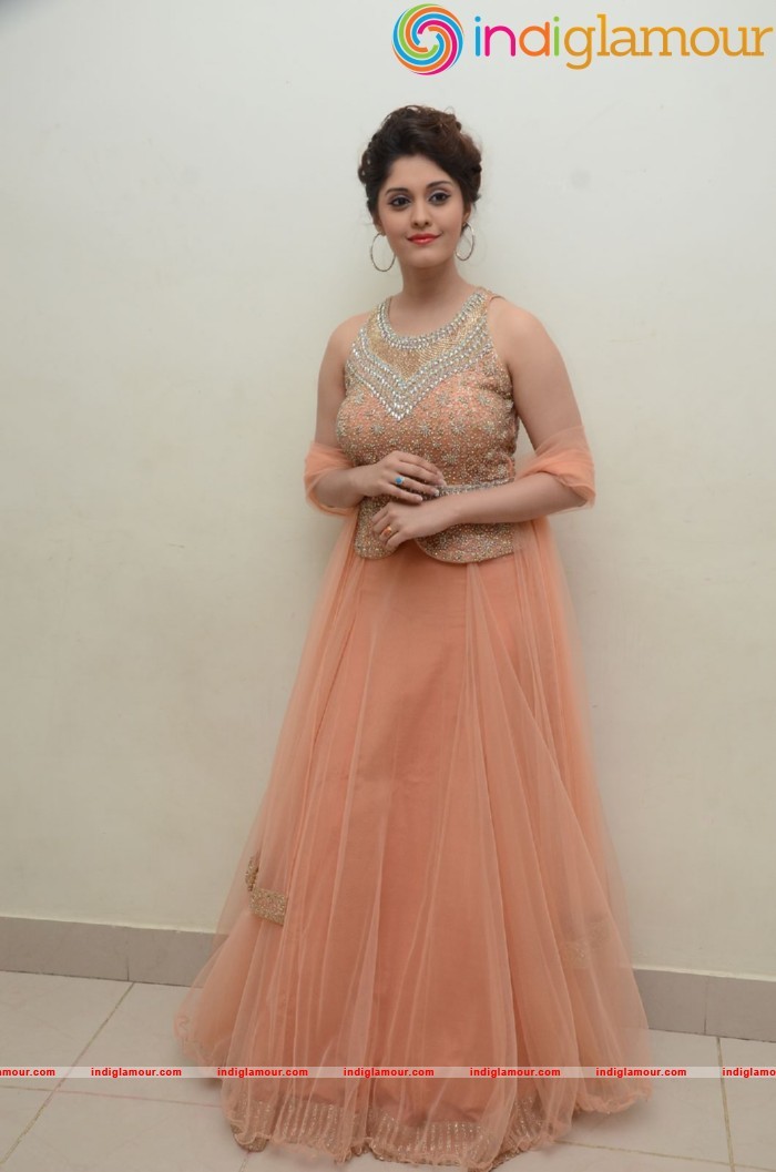 Surabhi Actress hd photo