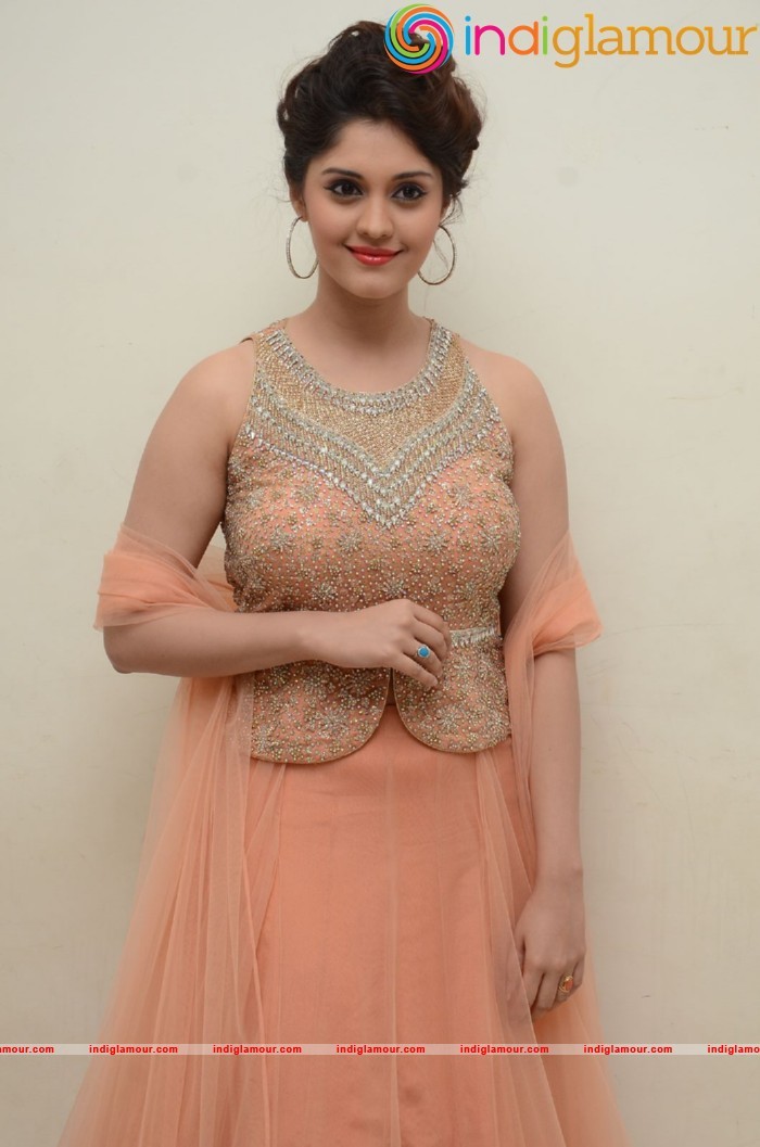 Surabhi Actress hd photo