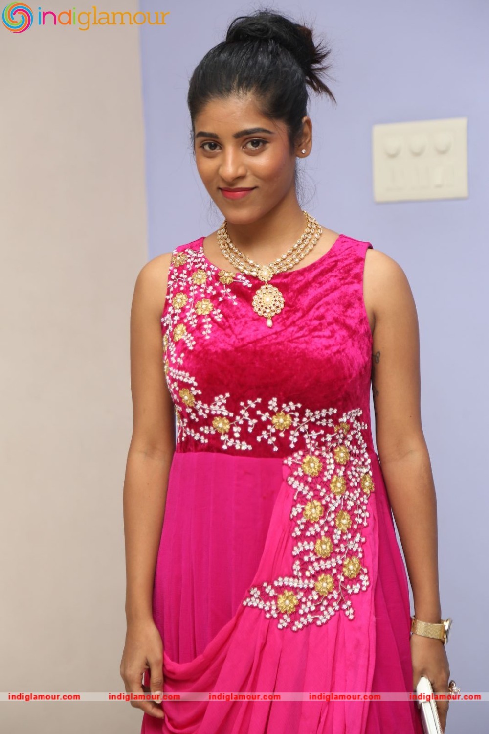 Gayathri Actress hd photo