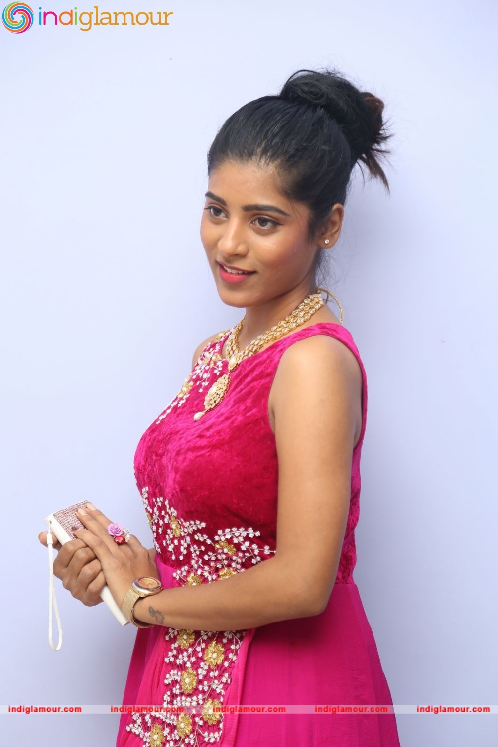 Gayathri Actress hd photo