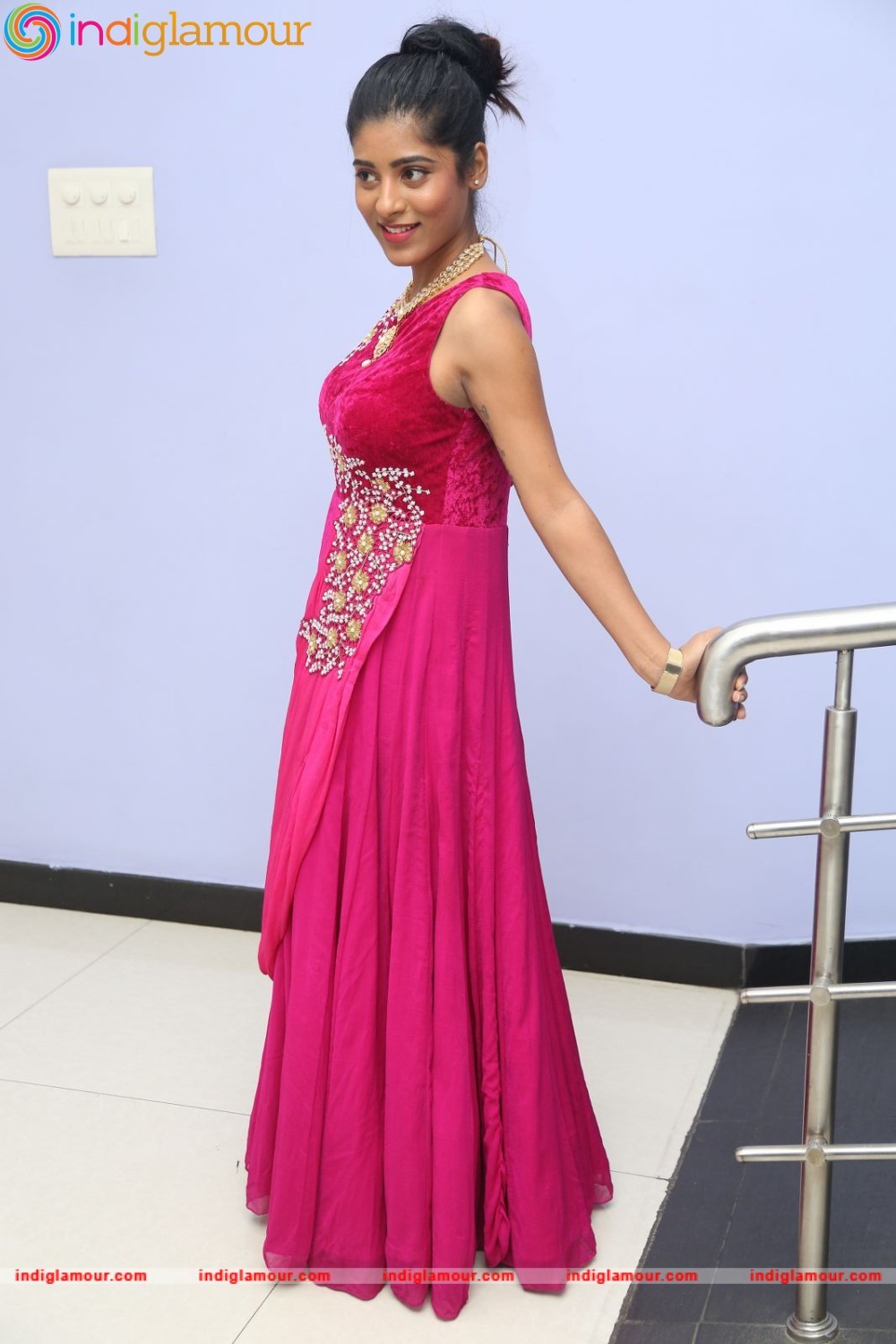 Gayathri Actress hd photo