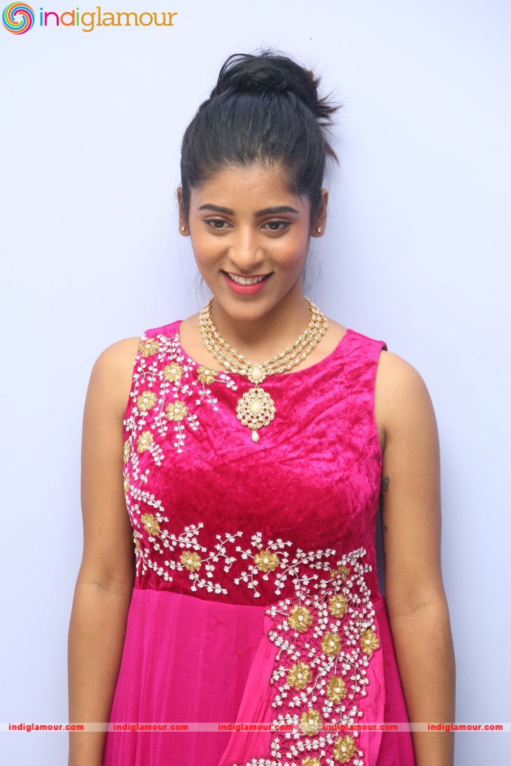 Gayathri Actress hd photo