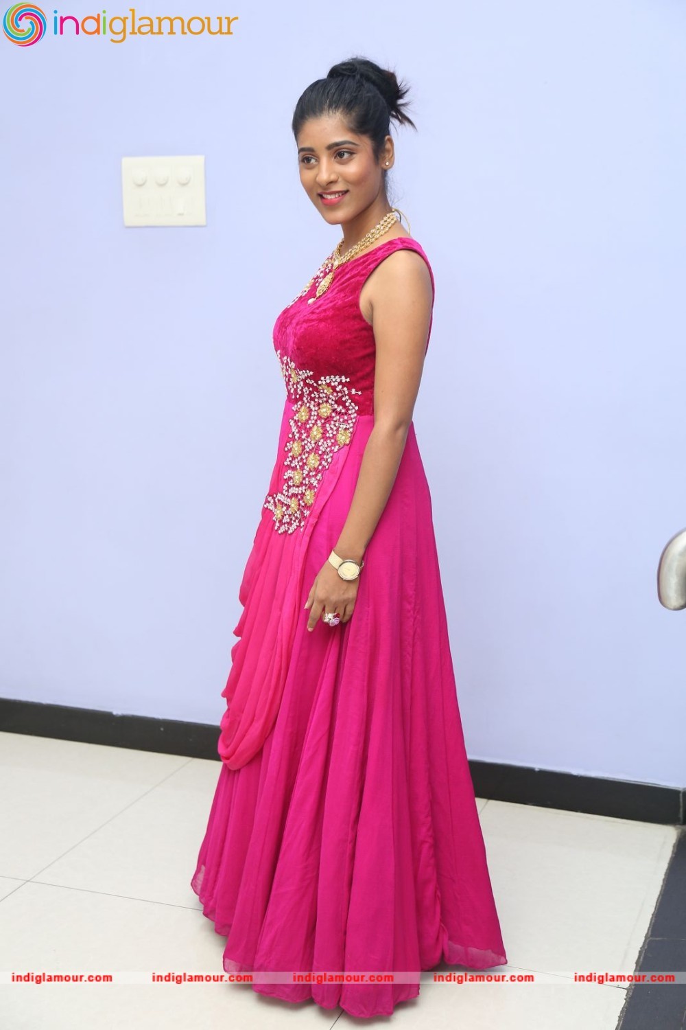 Gayathri Actress hd photo