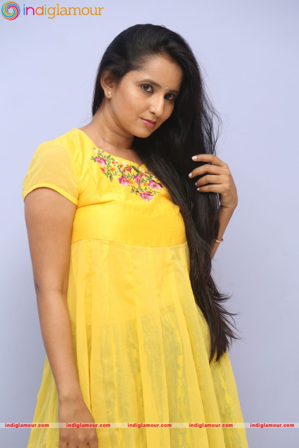 Ishika Singh Actress hd photo
