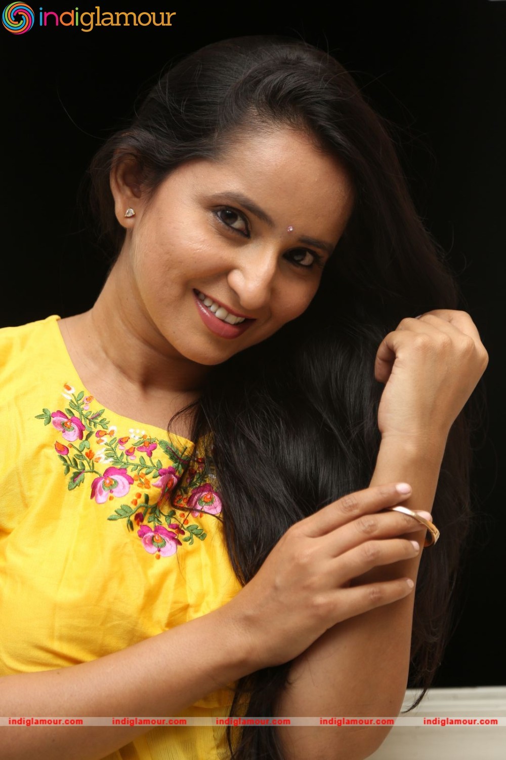 Ishika Singh Actress hd photo