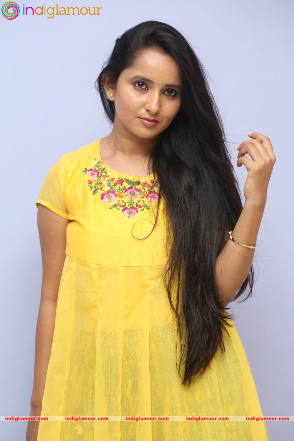 Ishika Singh Actress hd photo