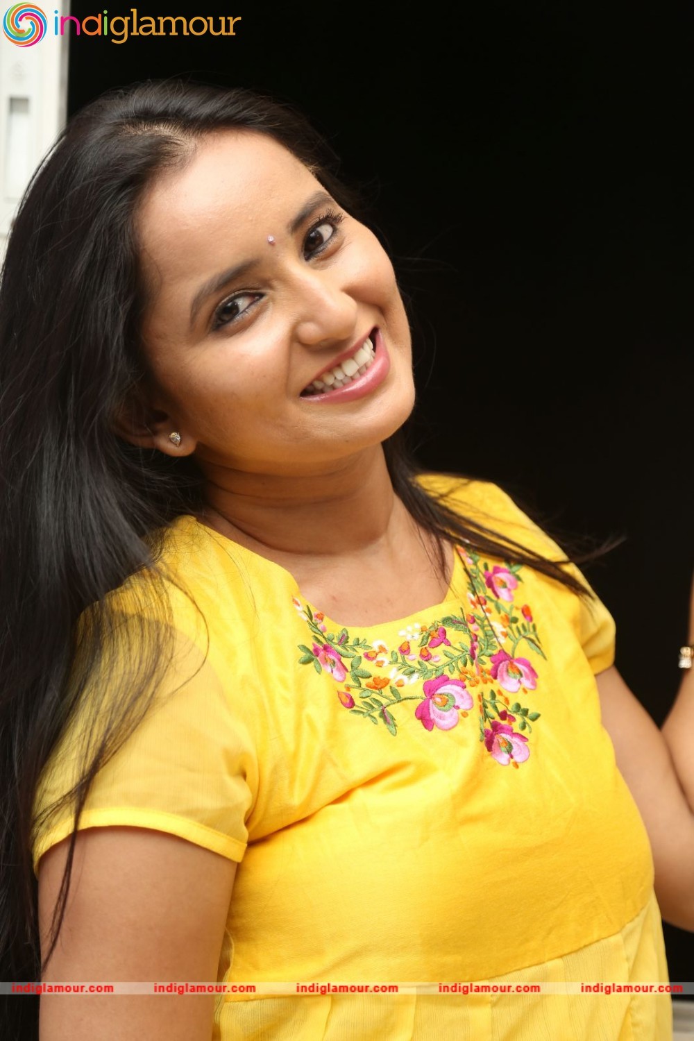 Ishika Singh Actress hd photo