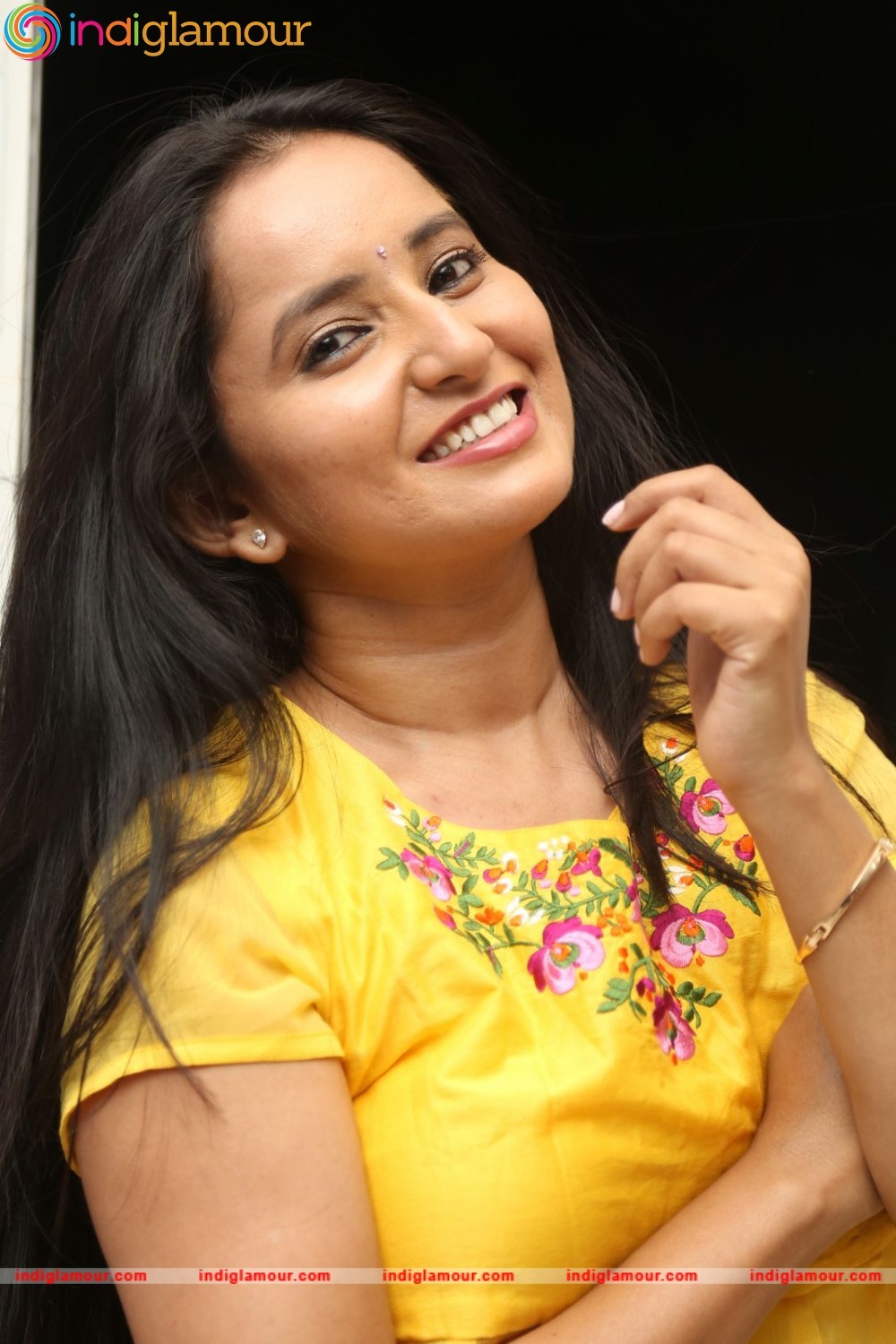 Ishika Singh Actress hd photo
