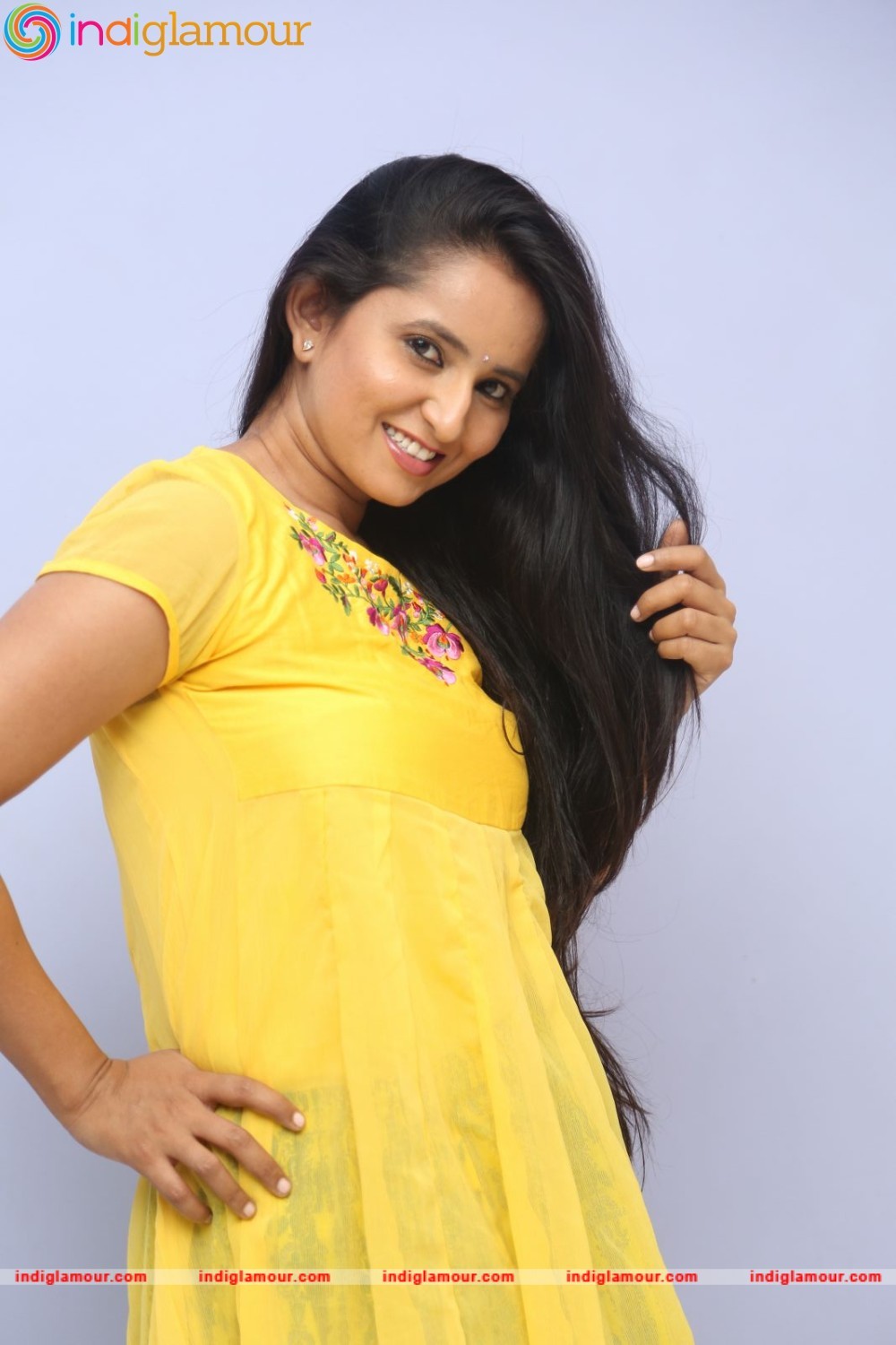 Ishika Singh Actress hd photo