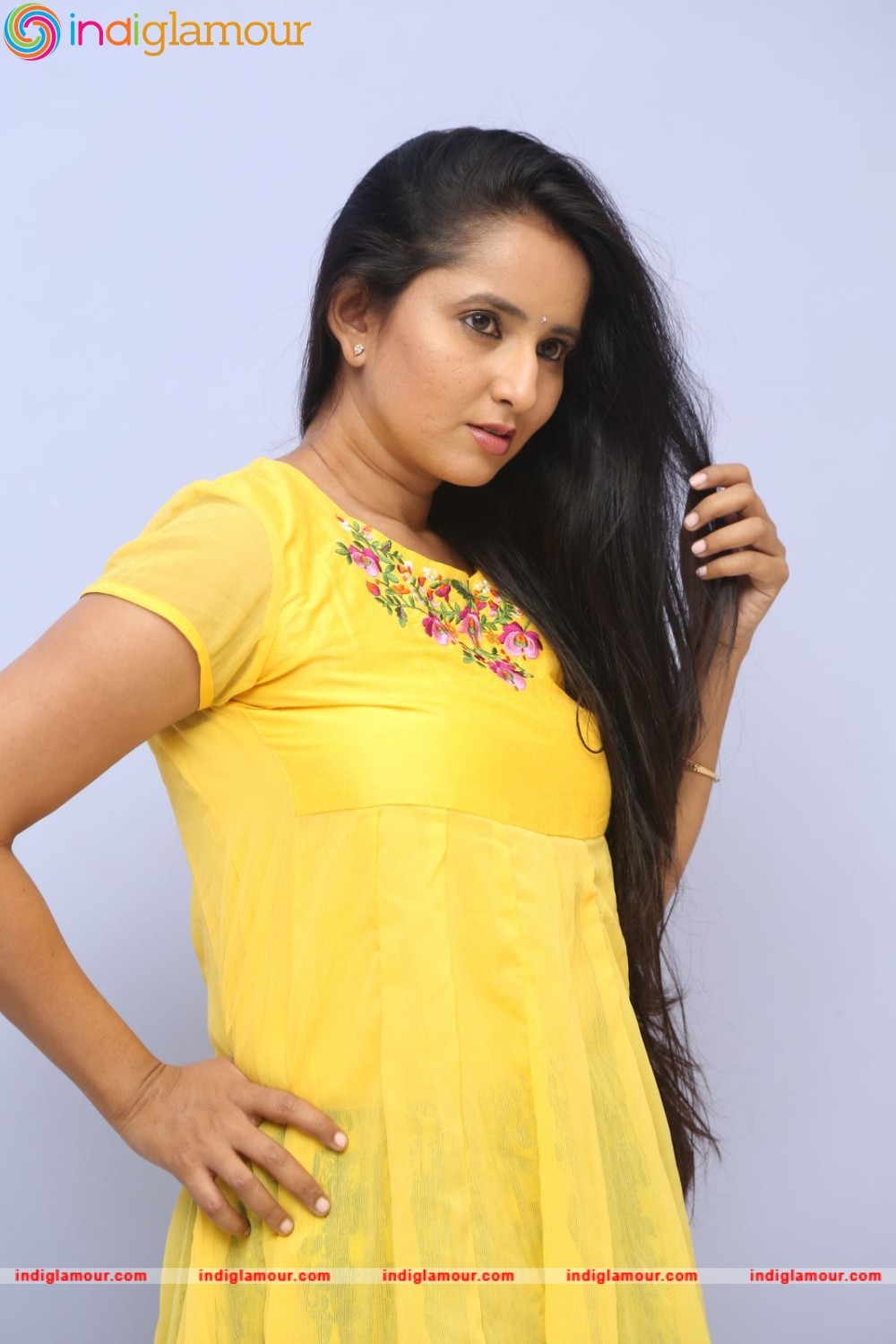 Ishika Singh Actress hd photo